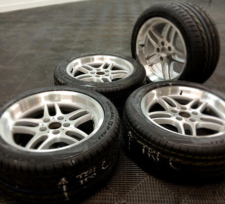 Wheels Refinishing By Kwicksilver and Ceramic